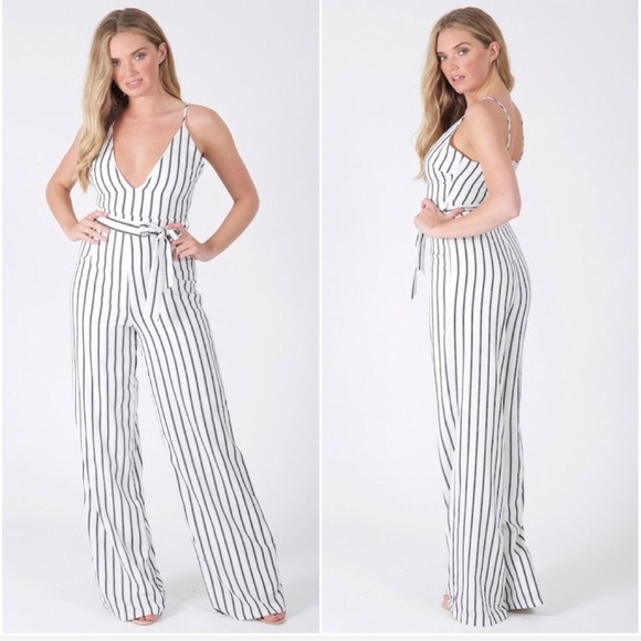 🆕Emma White / Black Pinstripe Wide Leg Jumpsuit - Picture 4 of 5